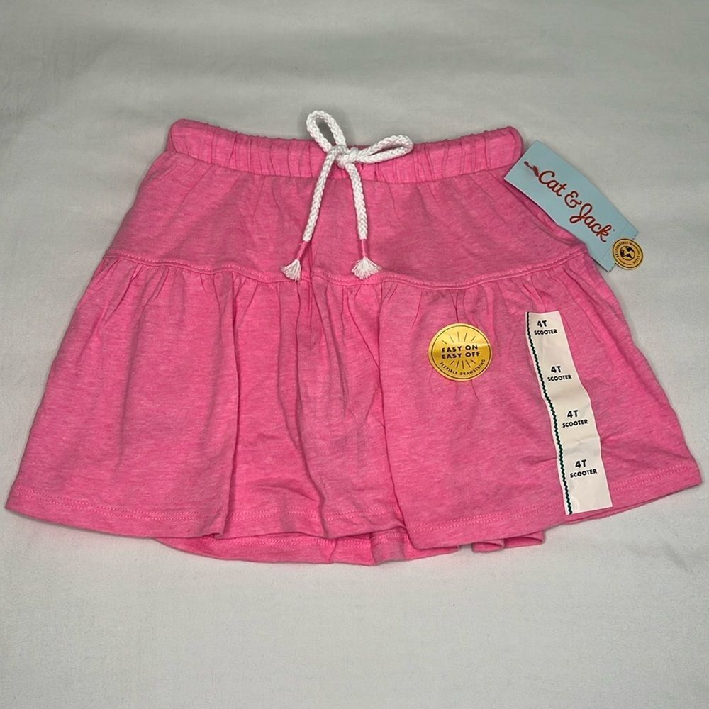 Cat & Jack Pink Scooter Skirt in Size 4T - Picture 1 of 5